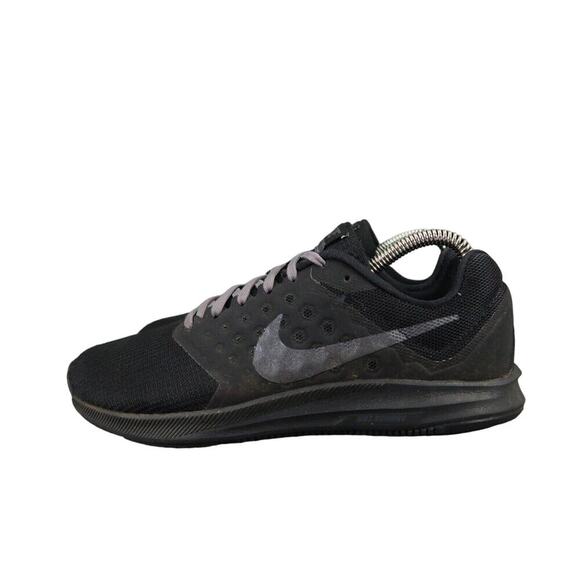 Nike Shoes Womens 7 Athletic Sneaker Downshifter 7 Running Training Active Black - Picture 5 of 13